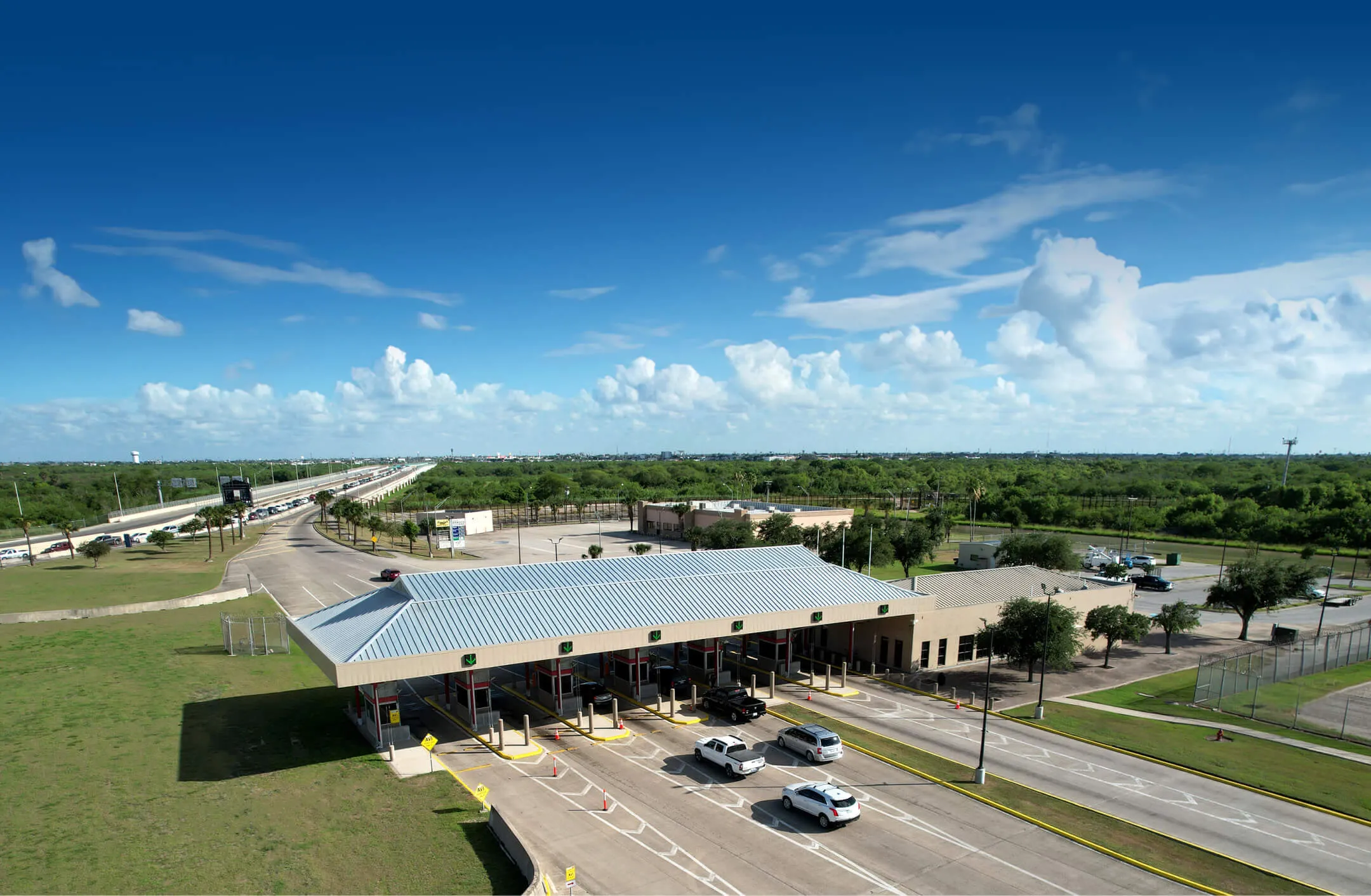 Aerial shot of cars crossing at Veterans International Bridge.